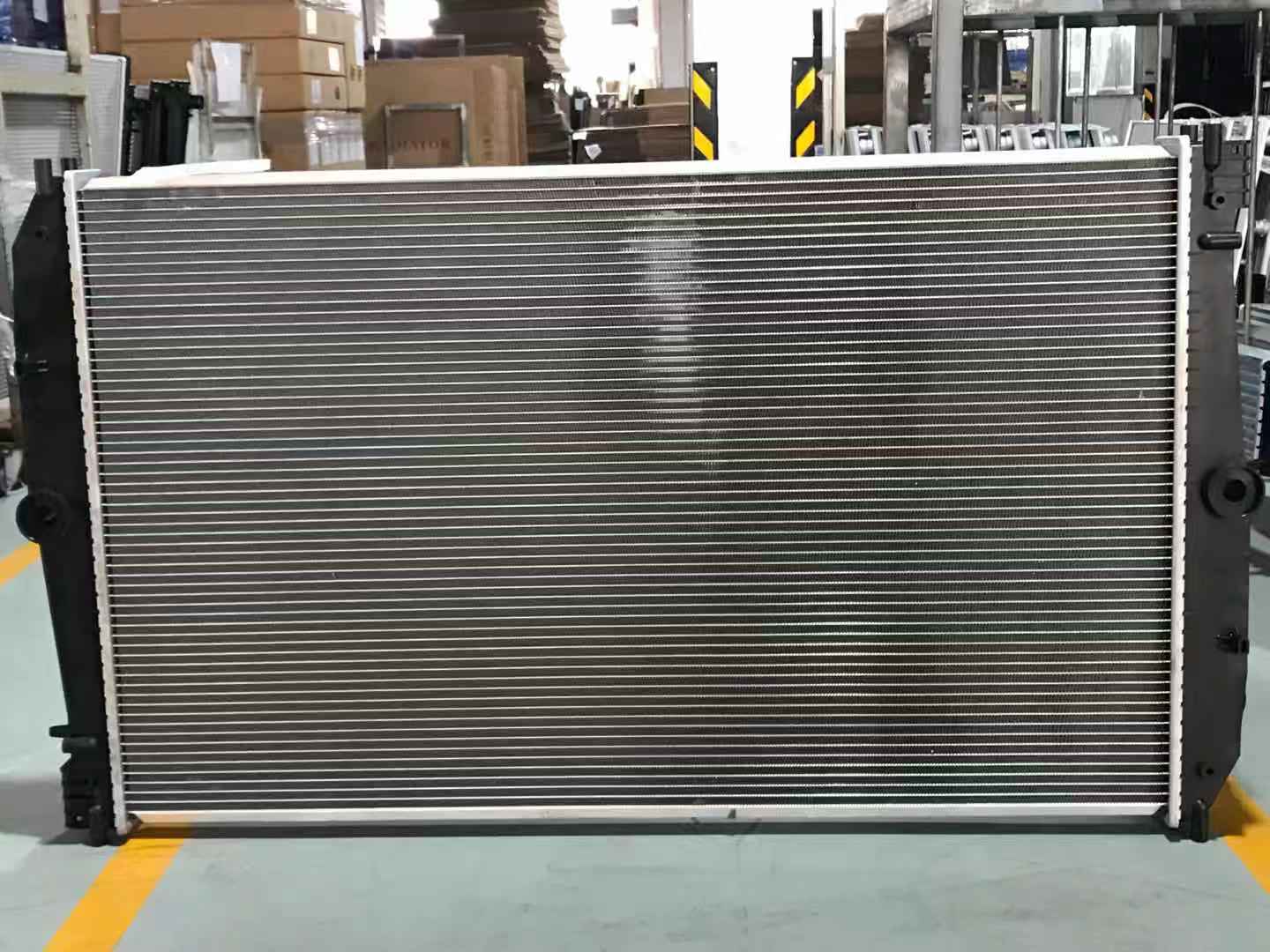  heavy-duty truck radiators