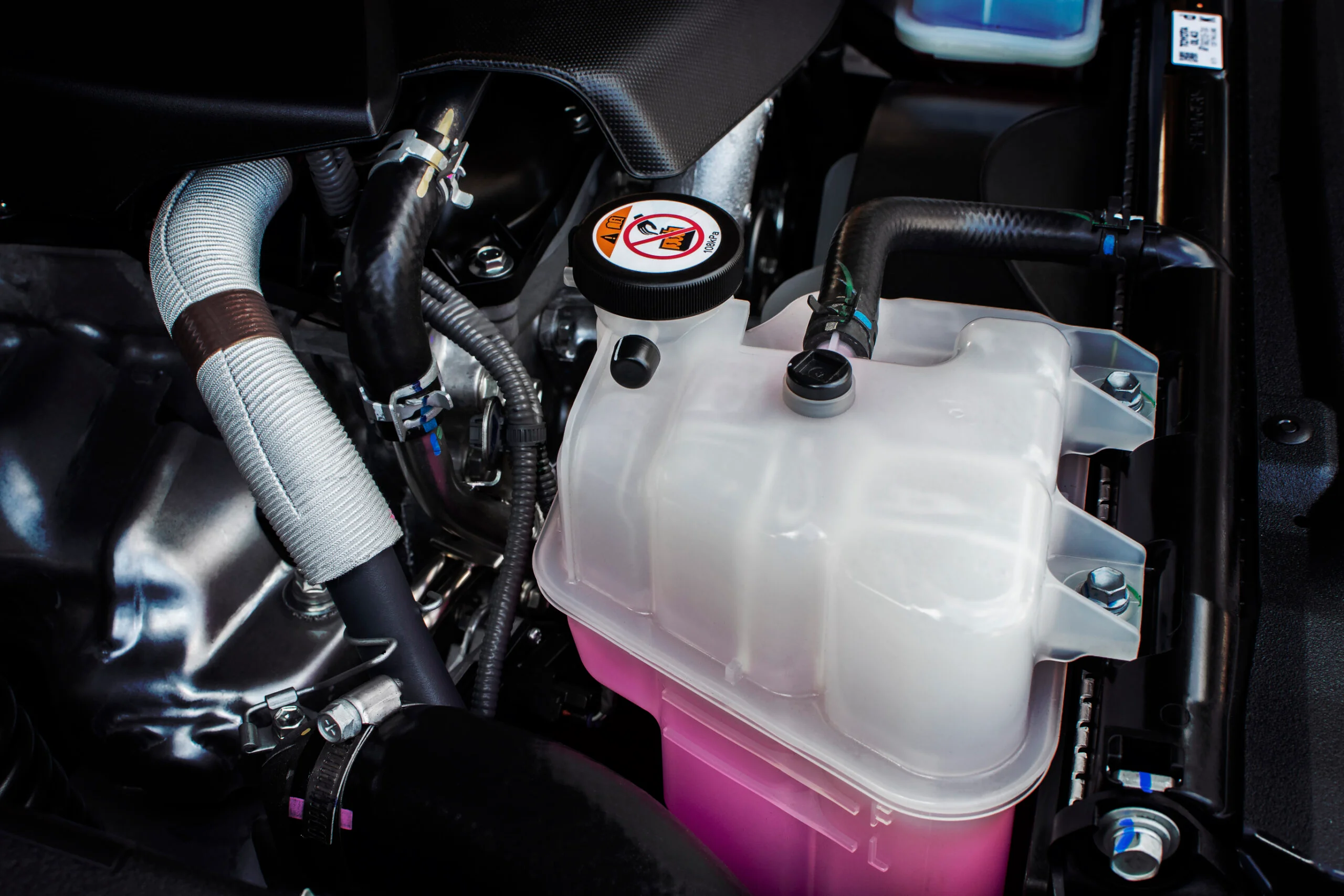 Inside the Heavy-Duty Truck Radiator: Understandin - HD-Truck Radiator ...